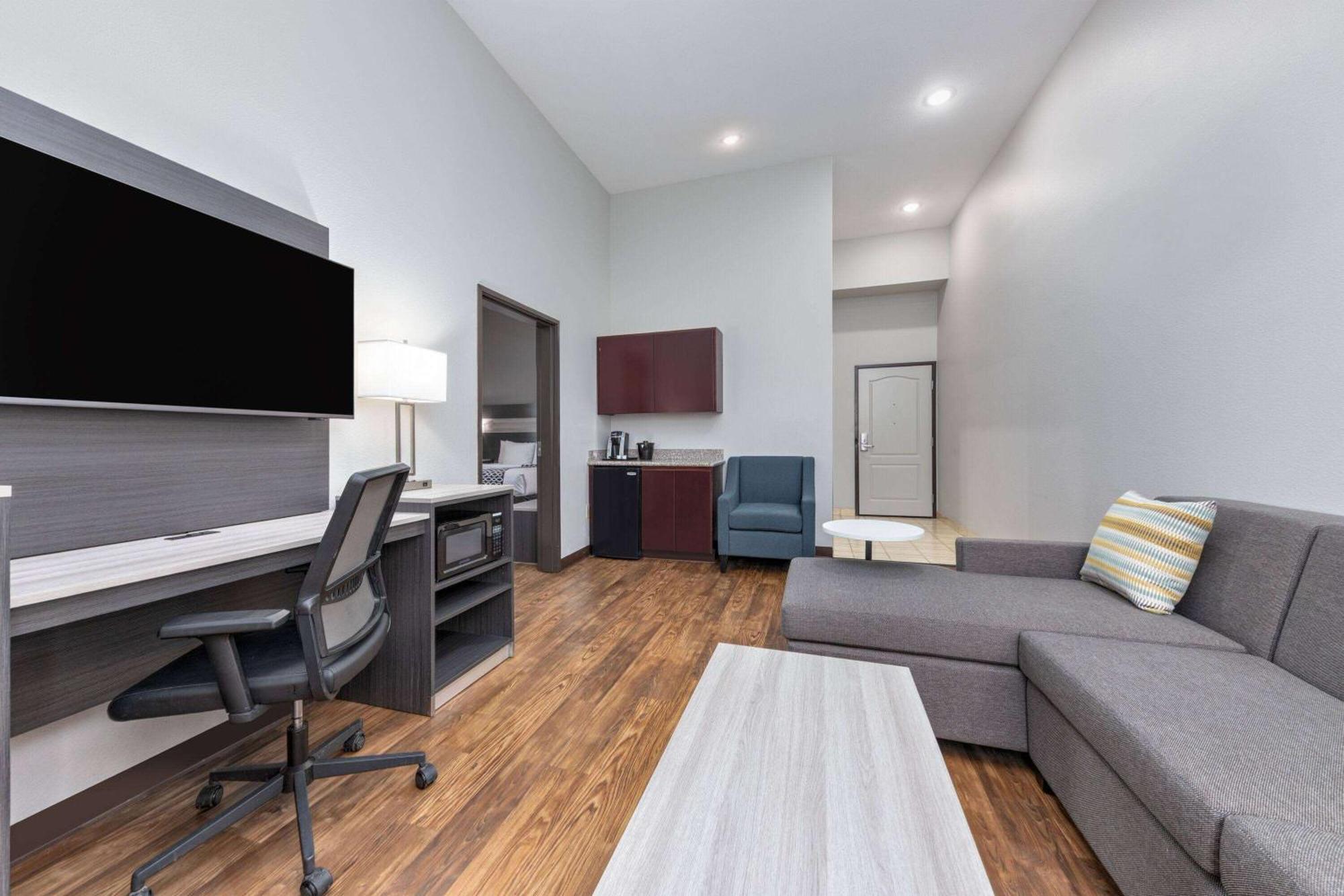 La Quinta By Wyndham Allen At The Village Extérieur photo
