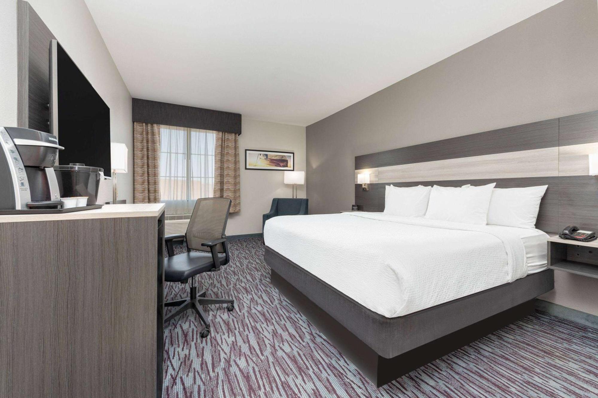 La Quinta By Wyndham Allen At The Village Extérieur photo
