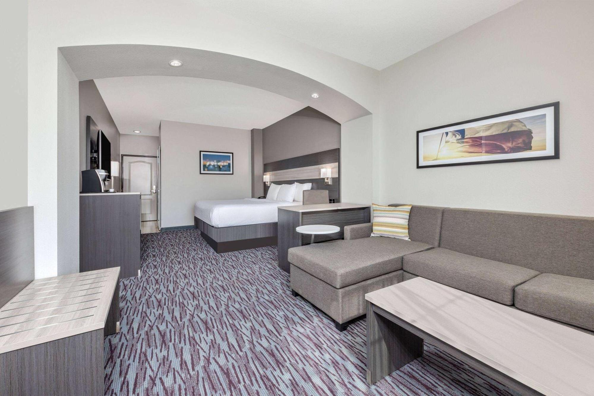 La Quinta By Wyndham Allen At The Village Extérieur photo