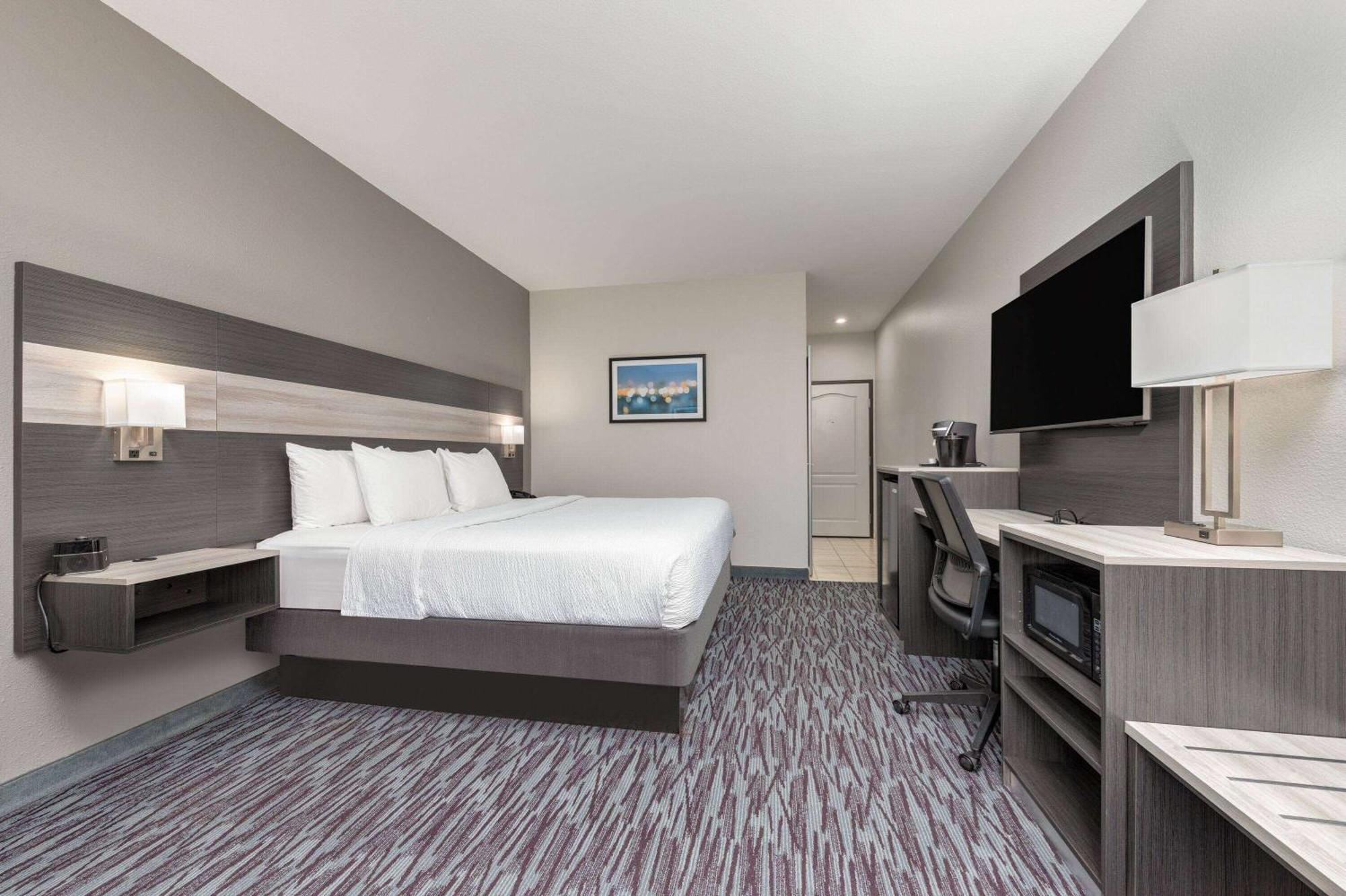 La Quinta By Wyndham Allen At The Village Extérieur photo