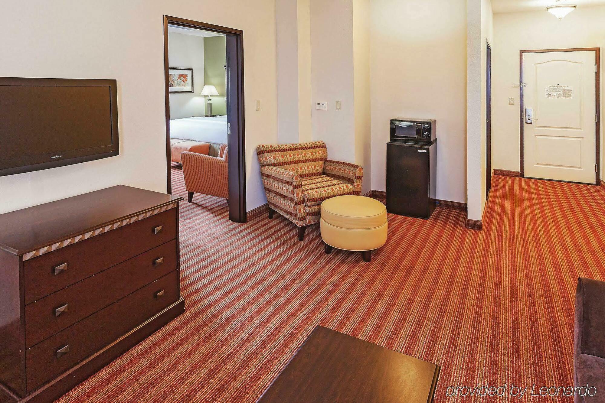 La Quinta By Wyndham Allen At The Village Extérieur photo
